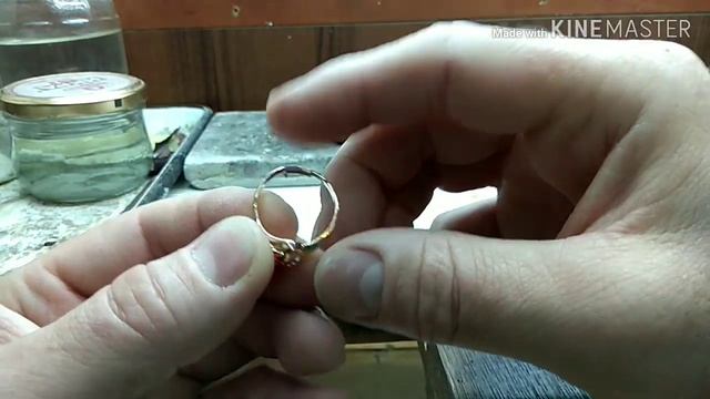 Увеличение на два размера золотого кольца с камнями цирконий ®️ #goldenartjeweler смотреть онлайн