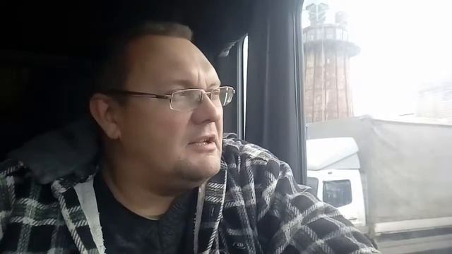 Быстро выгрузился и загрузился и ушёл вторым рейсом на Муром смотреть онлайн