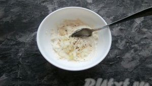Бутерброды с киви и селёдкой