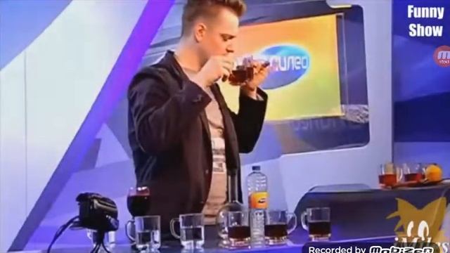 И снова не засмейся челендж давайте начинать (Подпишитесь на дэвочку в ютубэ ) смотреть онлайн