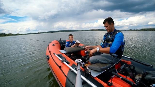 МНЕ ПОДАРИЛИ ЛОДОЧНЫЙ МОТОР - GLADIATOR 9.9 (15) ⚓ Обкатка, замер скорости, рыбалка смотреть онлайн