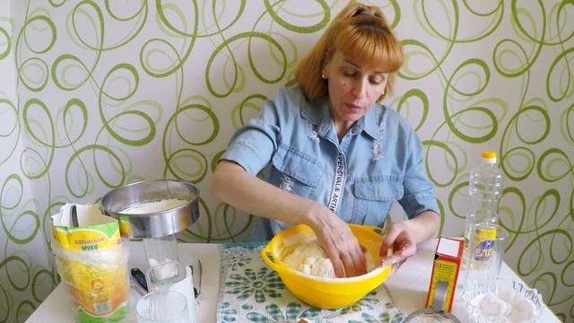 Тесто для пирожков на кефире без дрожжей на сковороде простой рецепт!