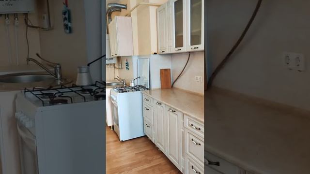 Однокомнатная квартира - распашонка. 48 метров  в тихом центре Анапы.