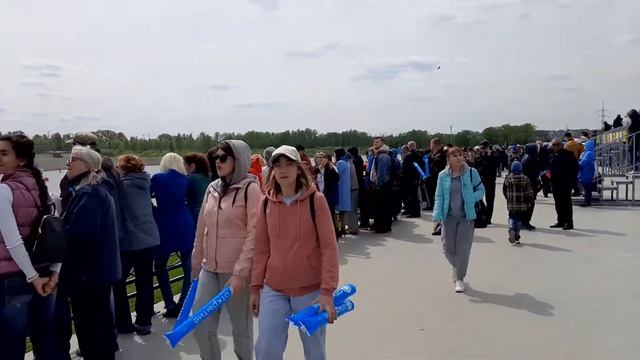 Полные трибуны на соревнованиях смотреть онлайн