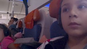 Аминка и Камиль УЕХАЛИ в АМЕРИКУ Почему ПАПА и МАМА ТАК РАДЫ? Путишествие Кикидо