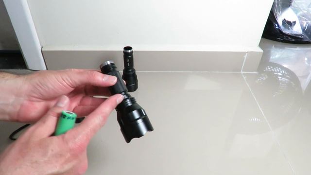 Unboxing Lanterna tática C8 led T6 - Longo Alcance - Aliexpress смотреть онлайн