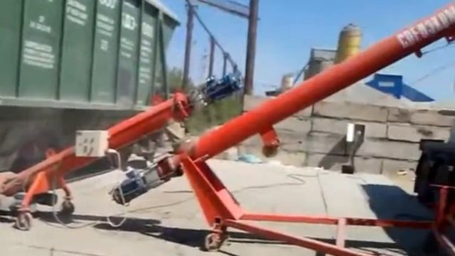 Compasstech. Установка для выгрузки. Ленточный разгрузчик вагонов хоппер. Бетонмаш в283-031. Выгрузка цемента из вагонов.