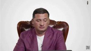 При замужестве брать фамилию мужа или нет . @Андрей Дуйко