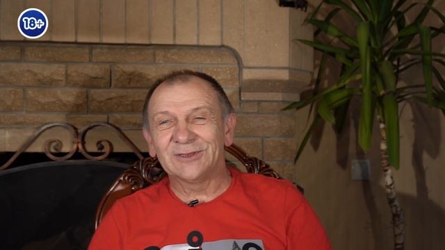 Анекдот про учительницу после корпоратива, подкаблучника и золотой унитаз. смотреть онлайн