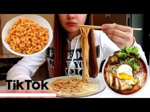 МУКБАНГ ЛАПША /  КАКИЕ ПЛАНЫ НА КАНАЛ? / ASMR? /MUKBANG NOODLES