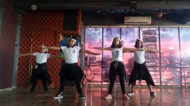 Dhinka Chika | Ready | Salman Khan | kings united remix | by Dance Master - the dance studio