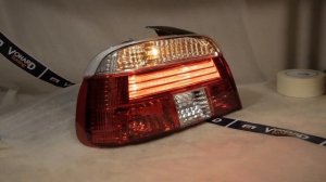 Задние фонари BMW E39 95-00 красно-белые седан в стиле LED фонарей рестайлинг #DEPO