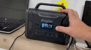 Зарядная станция Energizer, это не Eco flow, батарея на 300 Ватт часов. Power station 300 Wh