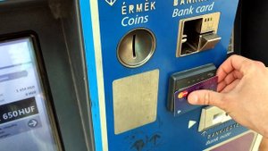 Покупка билета на общественный транспорт в Будапеште