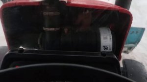 Трактор МТЗ 320.4М с отвалом и щëткой