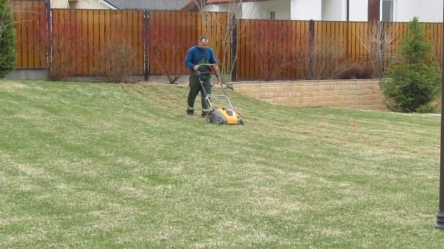 Аэрация газона