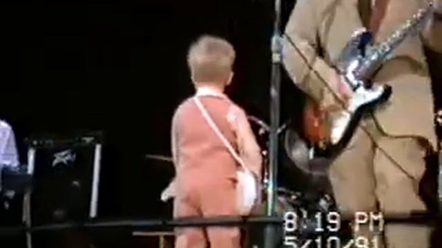 Daniel Kohler & David Kohler 05/10/1991 Johnny B Goode & Release Me смотреть онлайн