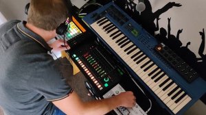 Live house music - TR-8S, TT-303, Ableton Push