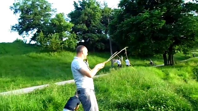 Как сделать Гигантские Мыльные Пузыри / Видео для детей и родителей смотреть онлайн