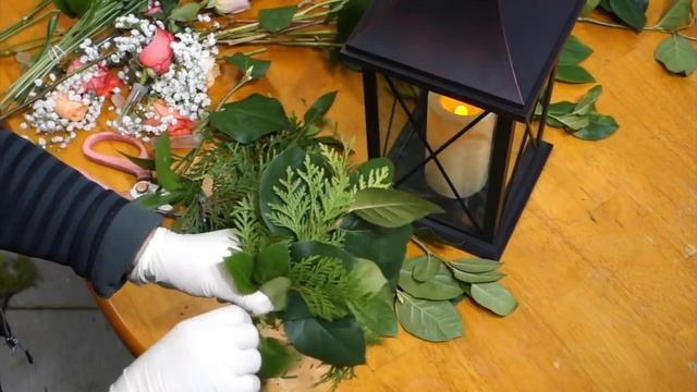 Композиция на стол с фонарём