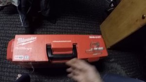 Приобрел новый  электро-плунжерный шприц для смазки тягача.