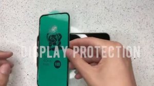 Как наклеить защитное стекло на iPhone 11 / XR ?