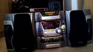 Mini hifi Panasonic SA - AK 45 in action