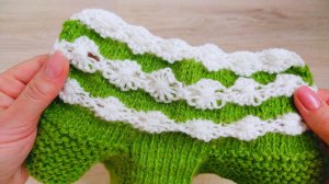 Давно хотела применить этот узор ? Результат меня РАДУЕТ НА ВСЕ ? Следки спицами ✨ ?