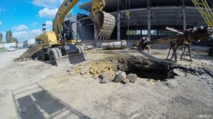 Работа колесного экскаватора Caterpillar M318D