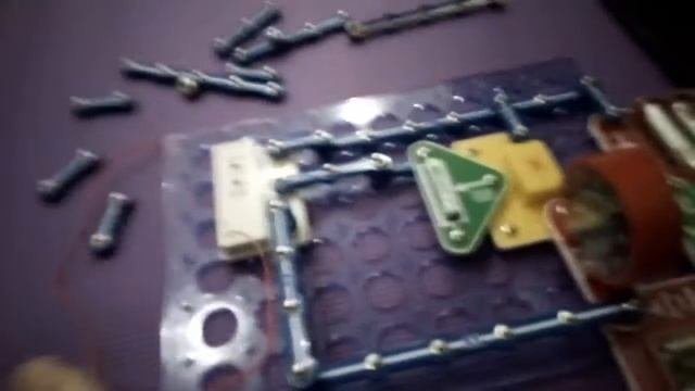 Собираю конструктор '' Знаток'' Как собрать радио.