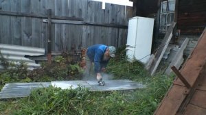 Как отпилить лист шифера своими руками. Из личного опыта.