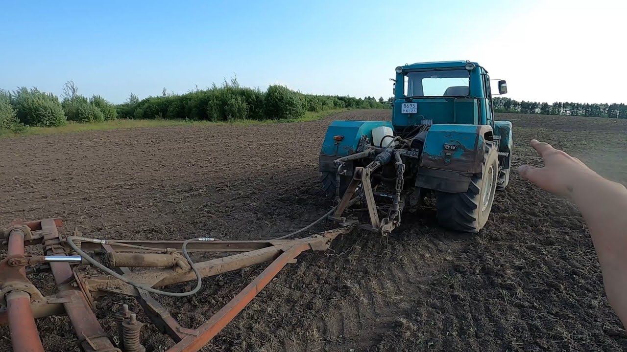 Получится ли от меня па́харь? Ремонтирую ХТА 200 и выезжаю в поле! смотреть онлайн