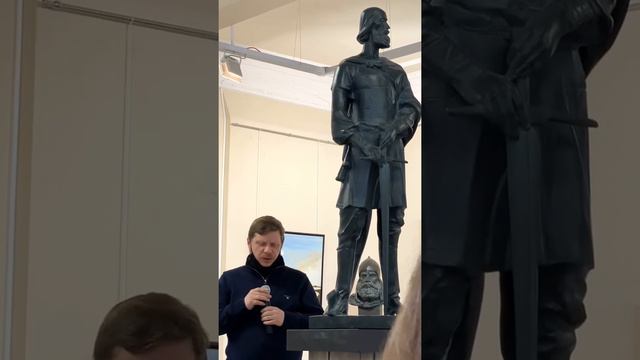 Скульптор Андрей Мартьянов про памятник Довмонту