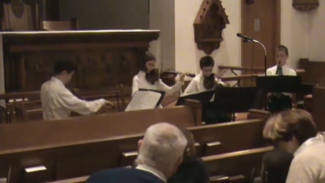 Beethoven's Minuet in G смотреть онлайн