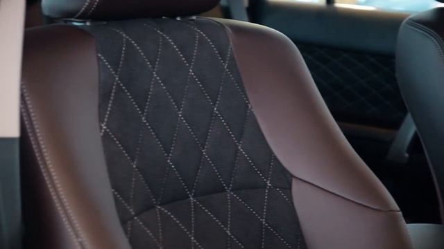 Перетягиваем салоны не только в Москве! Салон Toyota Prado c алькантарой! [АЛЬКАНТАРА 2022]