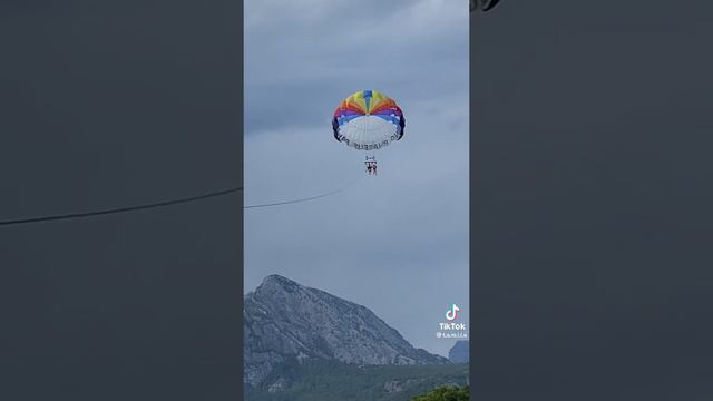 Девушки кому нравится ставьте 👍🏻 подписывайтесь на канал комментируйте . Тут есть вс