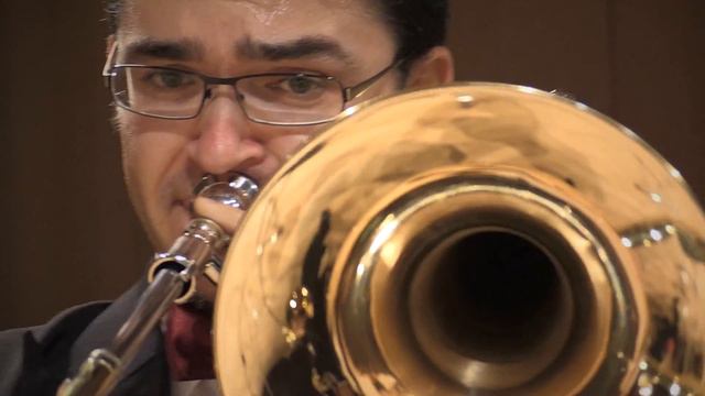 Qatar Philharmonic Orchestra | Robbie Williams - Angels смотреть онлайн