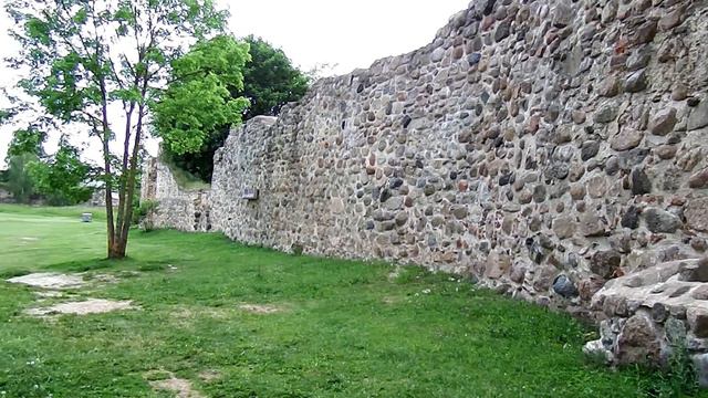 2.06.2016 - Dobeles Pilsdrupas - Развалины Добельского замка - Dobele Castle Ruins, Latvia