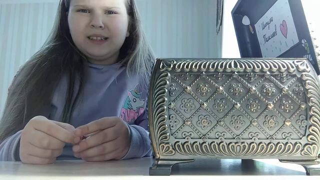 ШкАтУлКа ТаЛиСмАнОв!? ТАЛИСМАНЫ ИЗ ЛЁГКОГО ПЛАСТИЛИНА!???