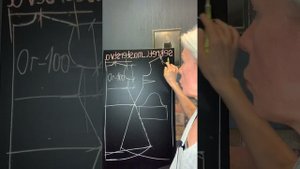 Моделирование платья. Из кораллового в серое