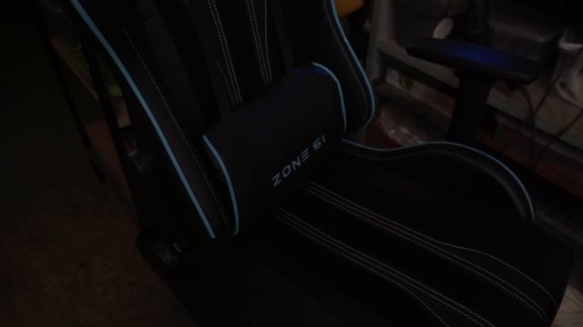 Удобное обеденное кресло для игр... смотреть онлайн