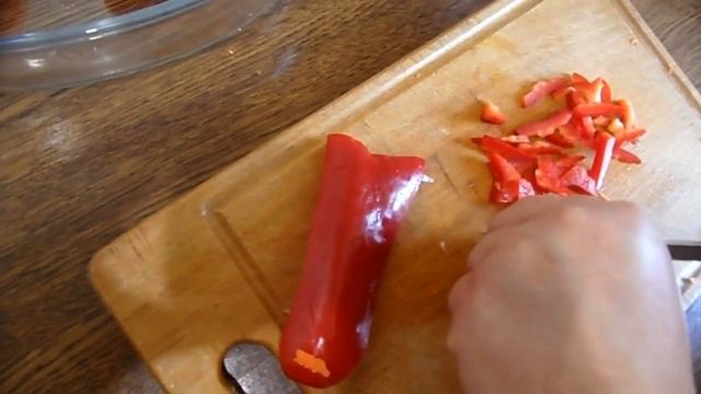 Кефаль запеченная в духовке с овощами под сыром