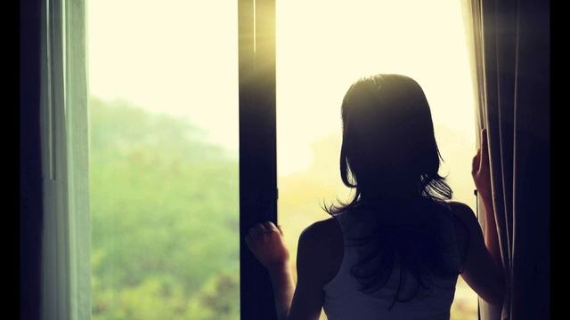 "Две дороги..."    И. Шварц, Б. Окуджава смотреть онлайн