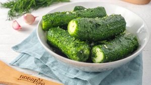 Малосольные огурчики в пакете