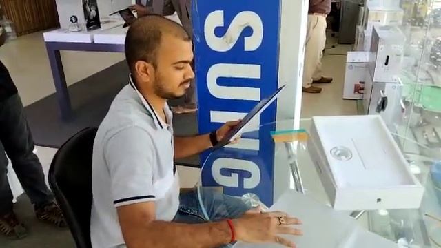 unboxing Mac Book Pro 8gb/512gb M1 chipset #apple #macbookpro смотреть онлайн