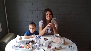 Обзор товаров Карусель, Круглый год. /гадость или вкусно. Дешевые продукты.