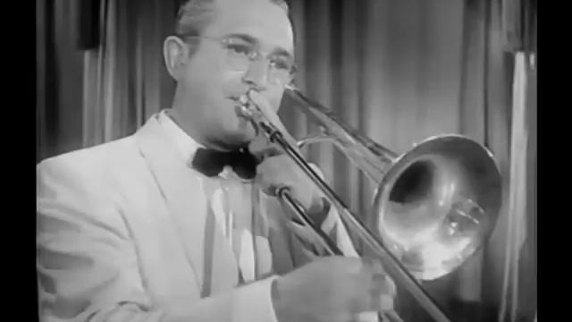 Tommy Dorsey and His Orchestra - On the Sunny Side of the Street смотреть онлайн