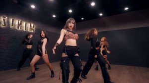 DANCE MIRROR  HEY MAMA - NOZE WAYB CHOREOGRAPHY (STREET WOMEN FIGHTER) | Cover by MINIZIZE