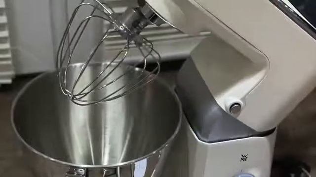 WMF Küchenminis Edition Mini Küchenmaschine, Die Platzsparende Küchenmaschine Für Jeden Haushalt