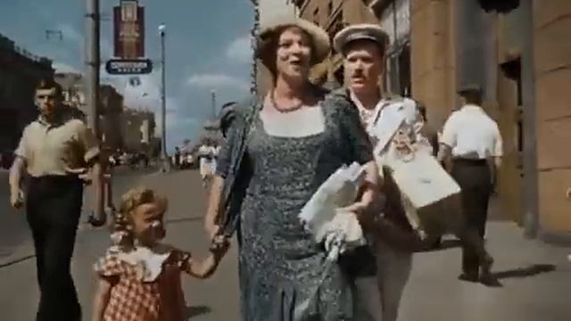 Этот человек клялся носить меня на руках!